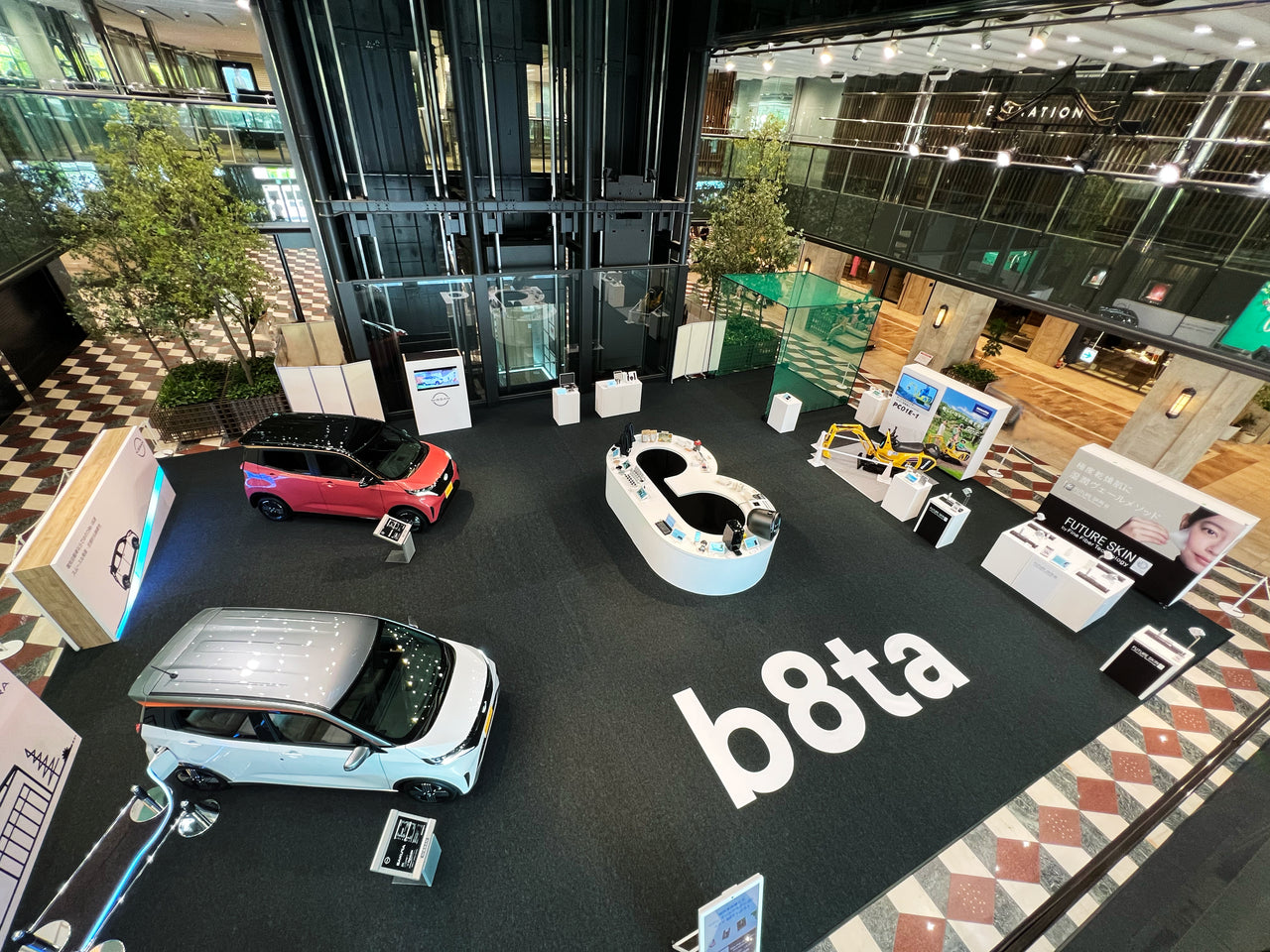 【体験型ストア b8ta(ベータ)Pop-up Store の内観を初公開】 福岡ソラリアプラザ 1 階で本日 9 月 16 日から 25 日まで 10 日間オープン